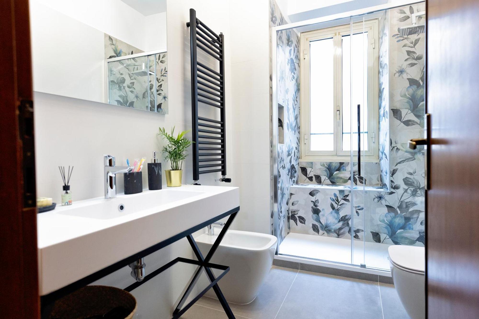 2Br Flat By Metro - 6Min To Colosseo - Full Kitchen - Wi-Fi - A-C Ferienhaus *